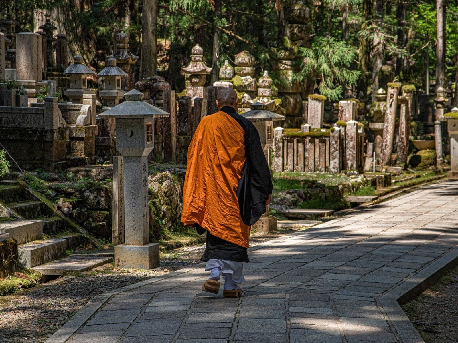 Rondreis Japan, Koyasan, monnik