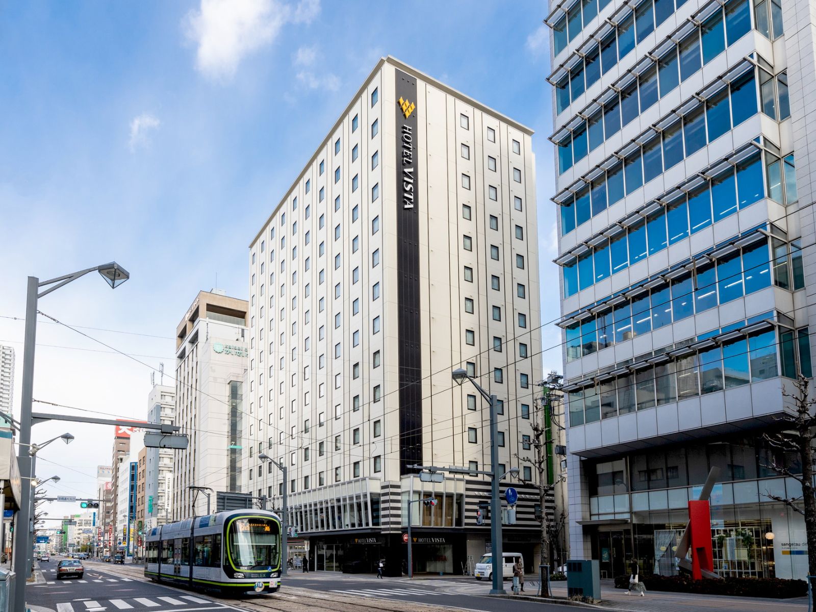 Rondreis Japan, Hiroschima, Hotel Vista Hiroschima Buitenkant