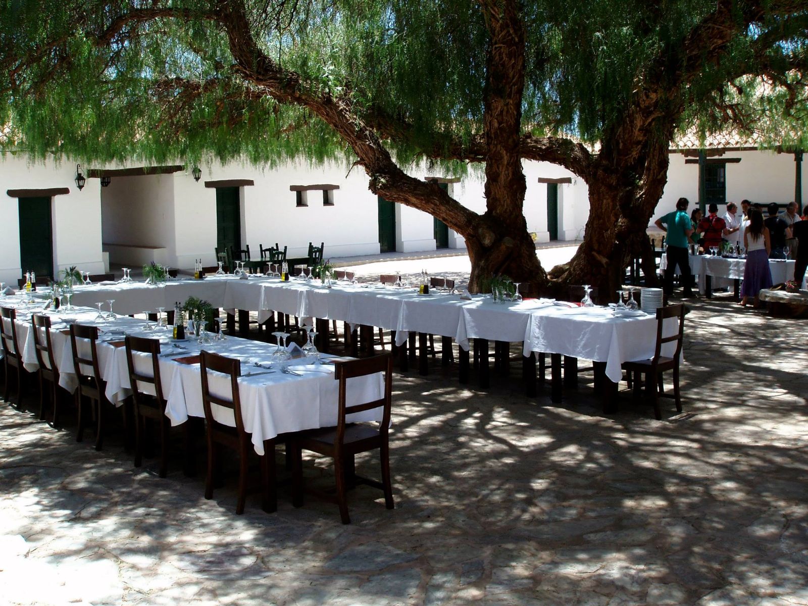 Rondreis Argentinië, Molinos, Hacienda de Molinos eetzaal buiten