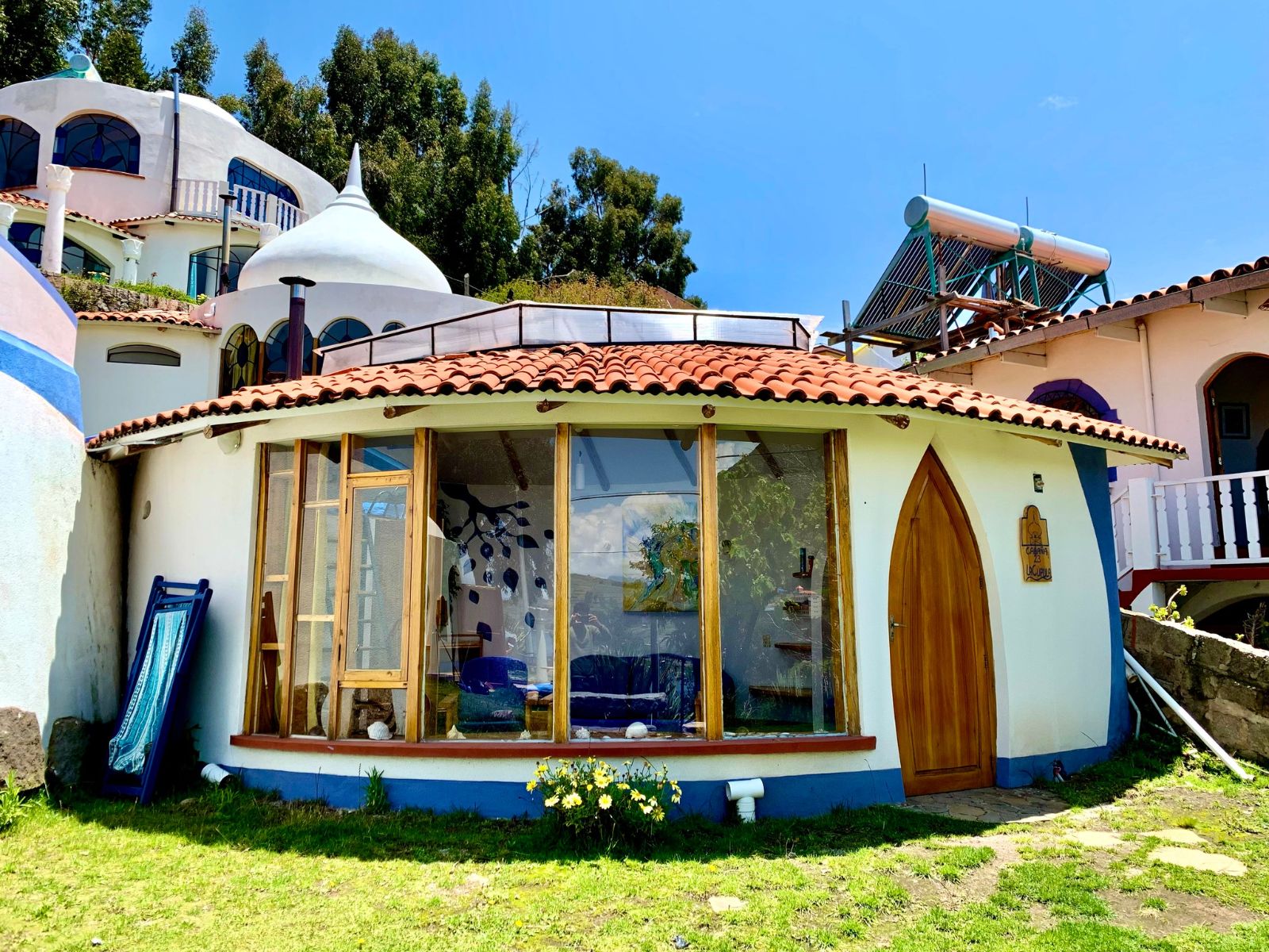 Rondreis Bolivia, Copacabana, La Cupula buitenaanzicht