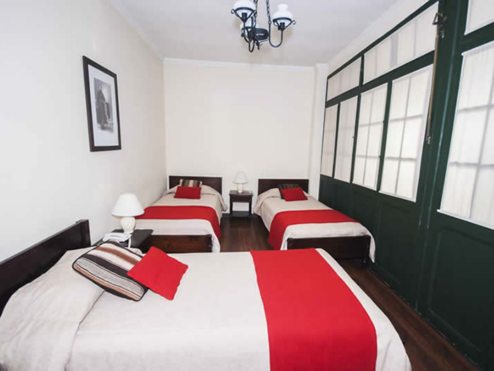 Rondreis Bolivia, La Paz, Hostal Naira driepersoonskamer