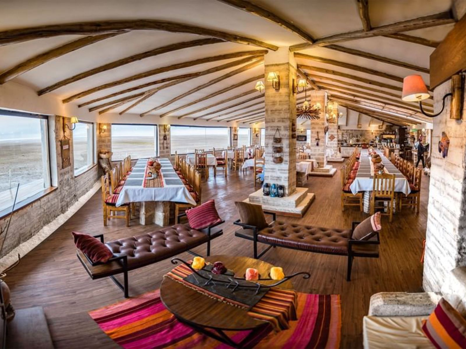 Rondreis Bolivia, Uyuni, Luna Salada eetzaal
