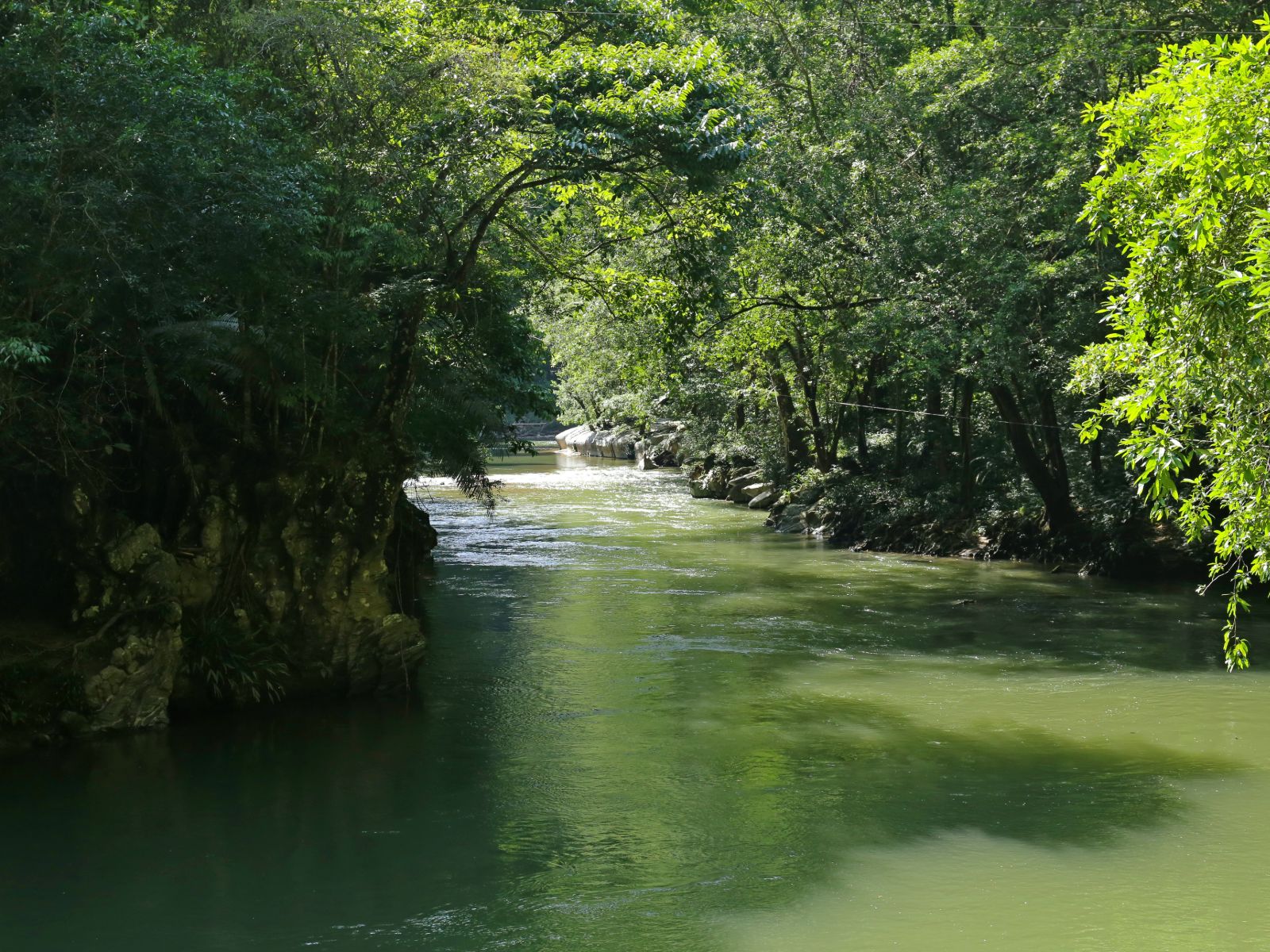 Rondreis Colombia, Río Claro, rivier