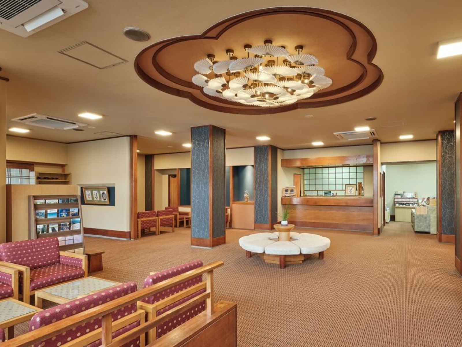 Rondreis Japan, Mount Nachi, Manseiro Kii Katsuura lounge