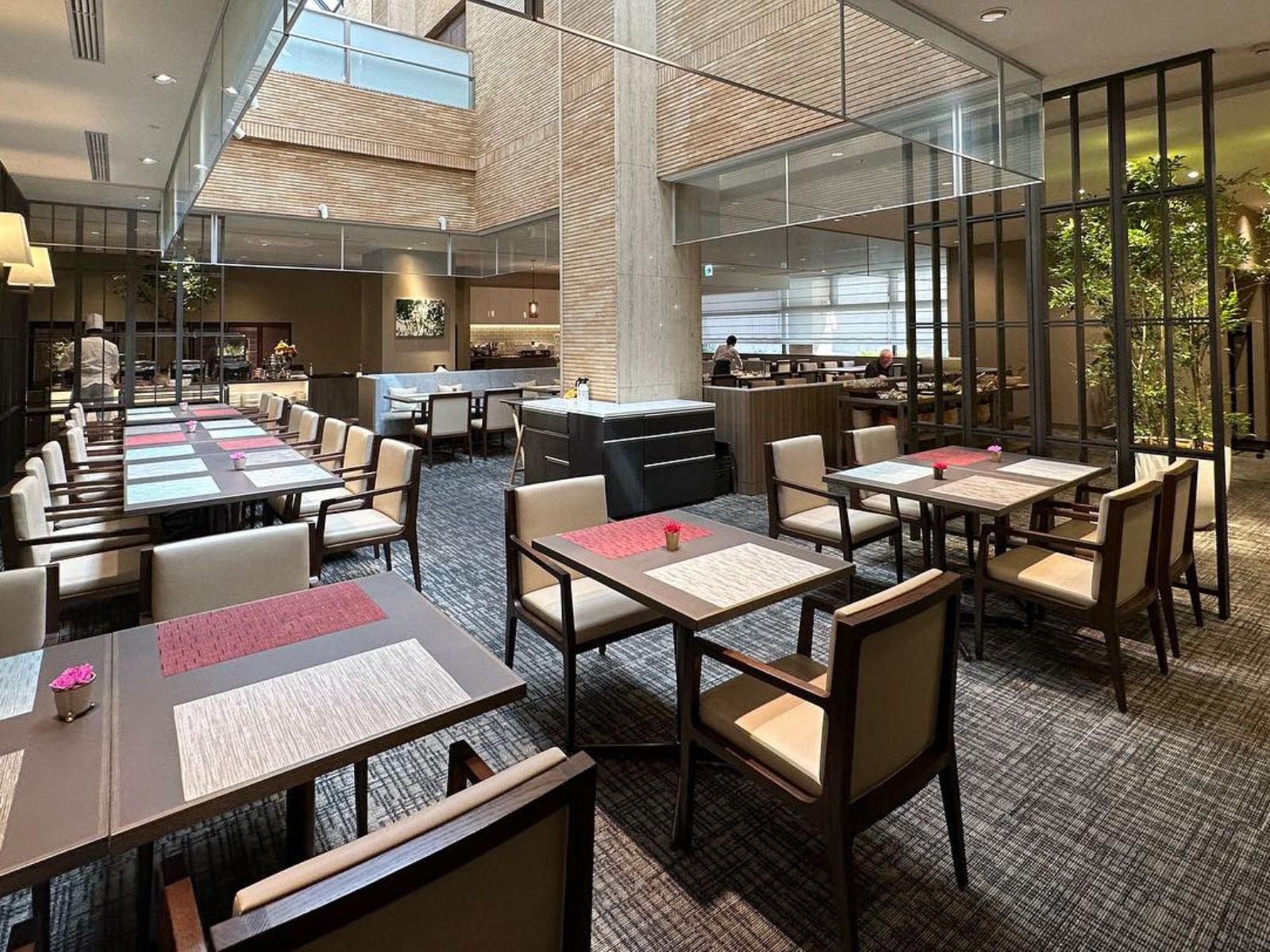 Rondreis Japan, Tokyo, Shiba Park hotel eetzaal