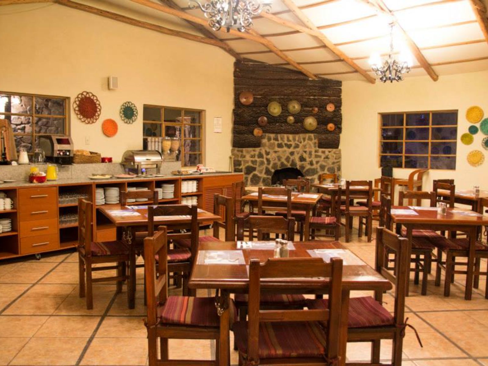Rondreis Peru, Colca Canyon, Casa Andina Colca eetzaal