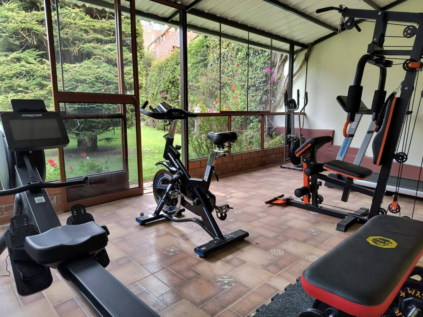 Rondreis Peru, Huaraz, Colomba Huaraz - fitnessruimte