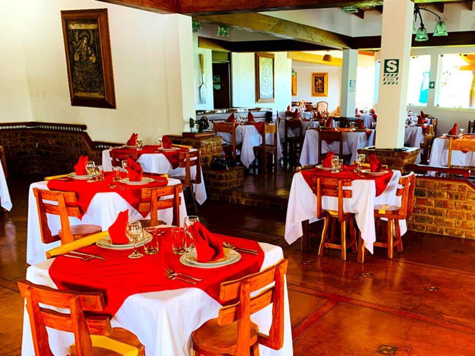 Rondreis Peru, Nazca, Casa Hacienda Oasis - eetzaal