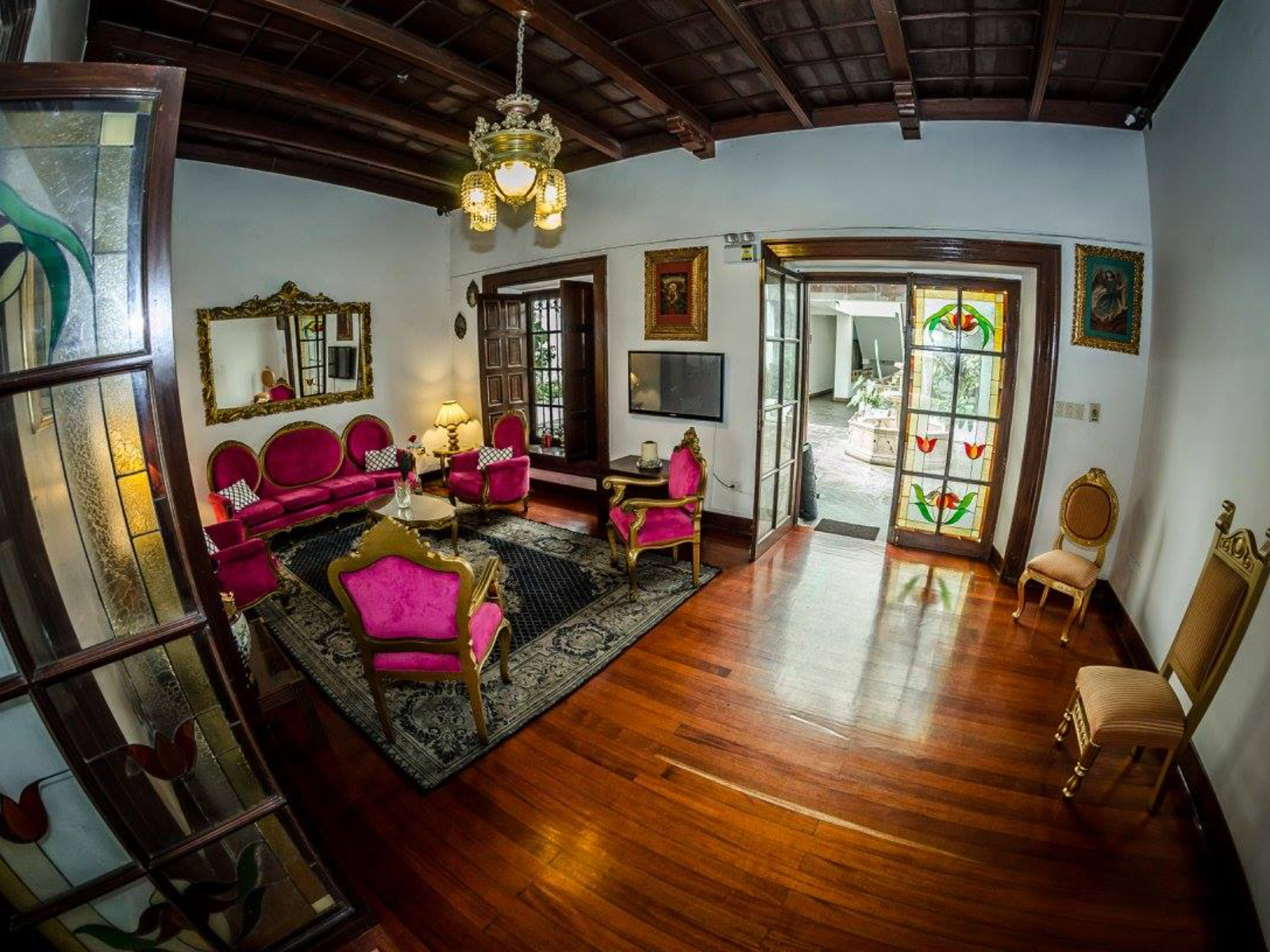 Rondreis Peru, Trujillo, The Grand Bolivar hotel - gezamenlijke ruimte