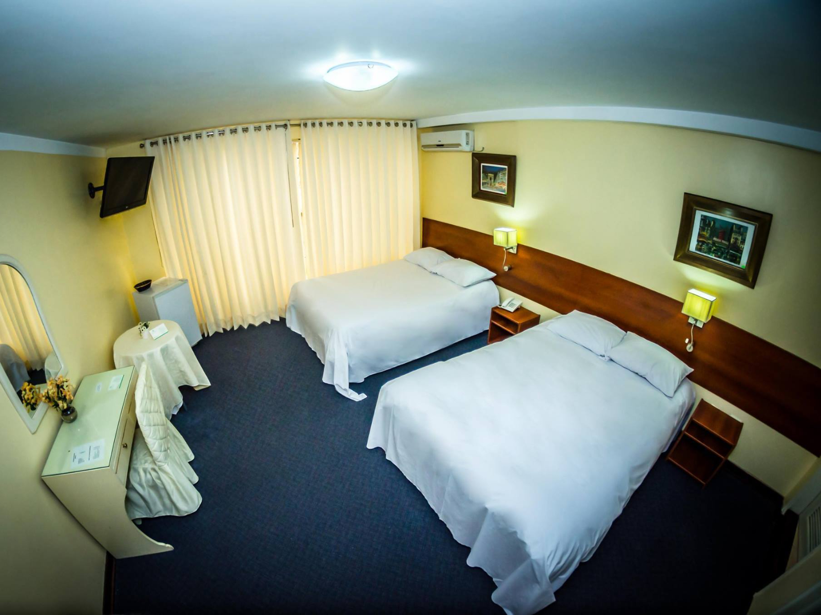 Rondreis Peru, Trujillo, The Grand Bolivar hotel - vierpersoonskamer