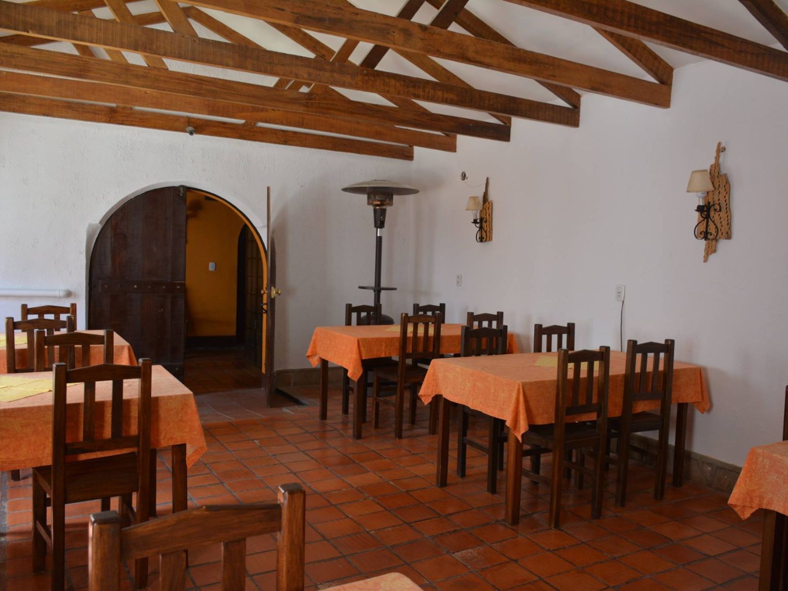 rondreis Bolivia, Uyuni, Tambo Aymara, eetzaal