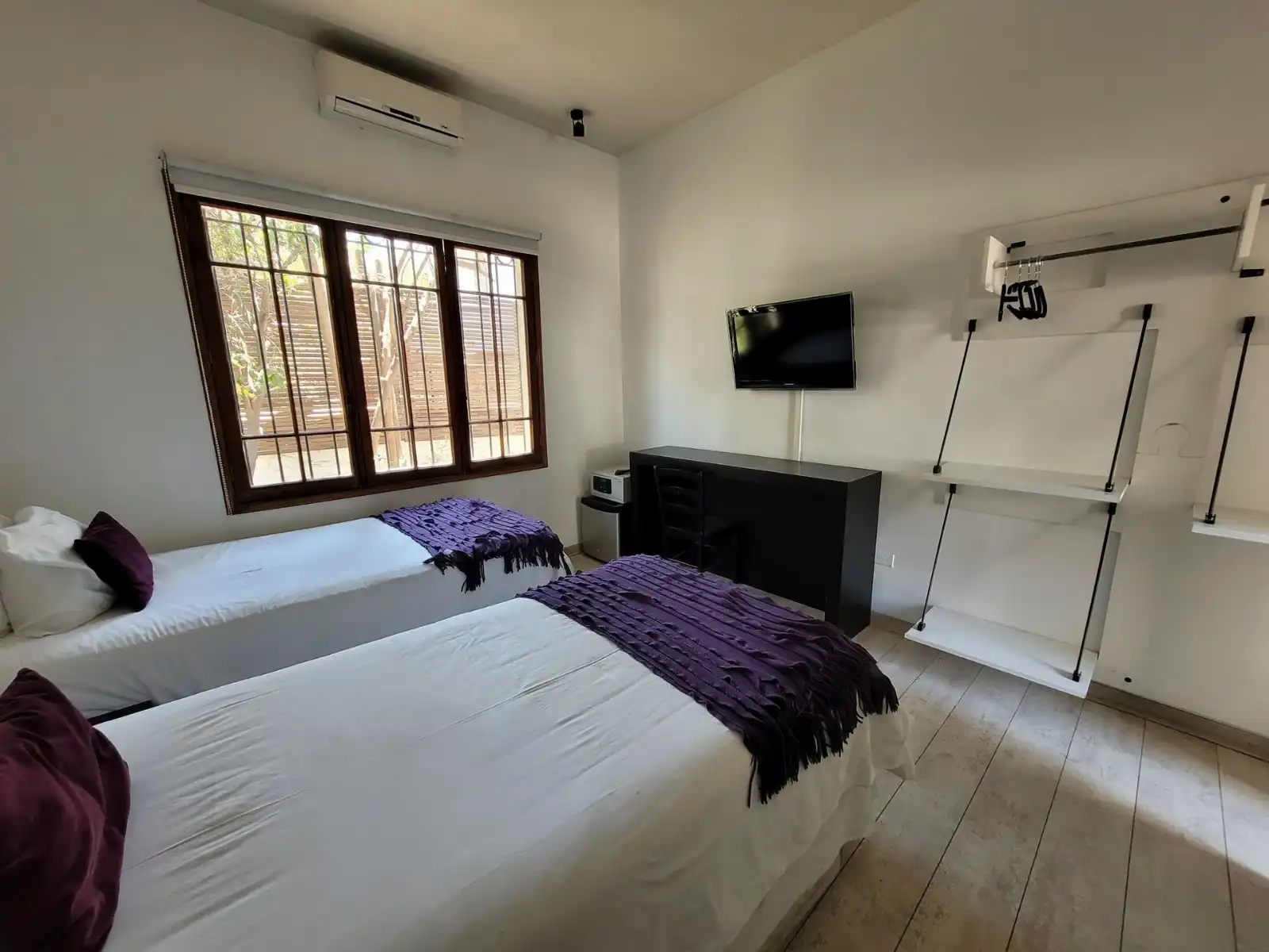 rondreis chili, santiago de chile, casa de todos - tweepersoonsslaapkamer