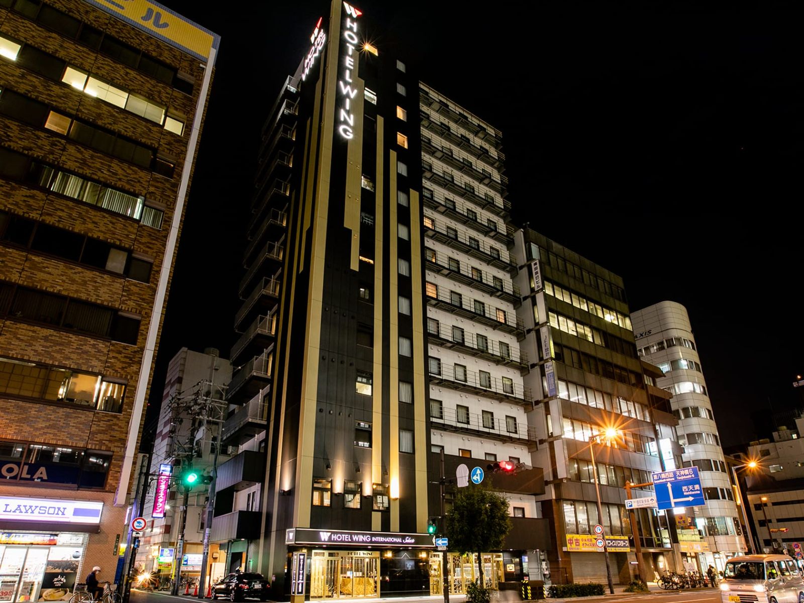 rondreis japan, Osaka, Hotel Wing International Select Osaka Umeda, buitenaanzicht