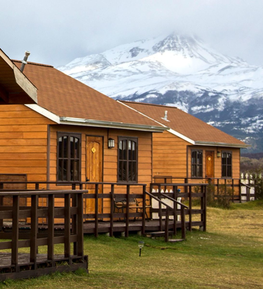 rondreis chili, Torres del Paine, Cabana Tyndall buitenaanzicht