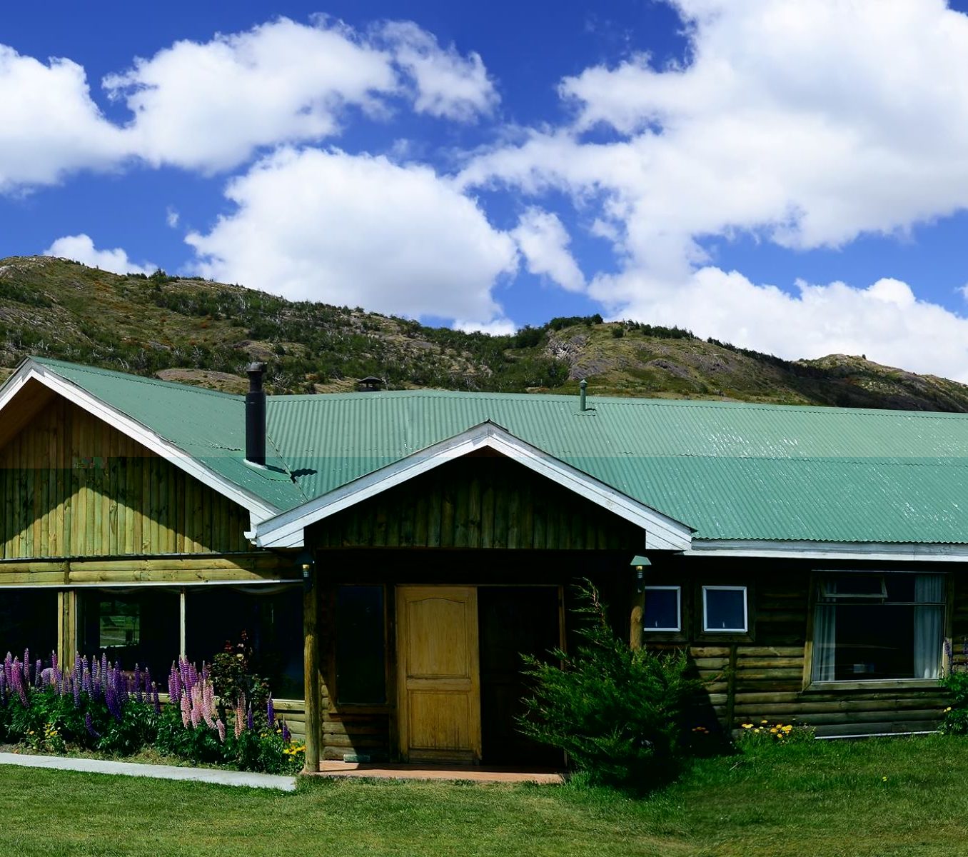 rondreis chili, Torres del Paine, Hotel de Paine buitenaanzicht