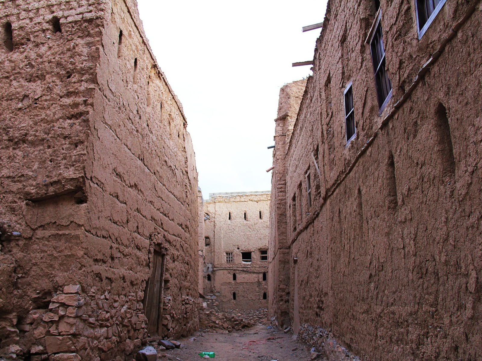 rondreis oman, al hamra steeg