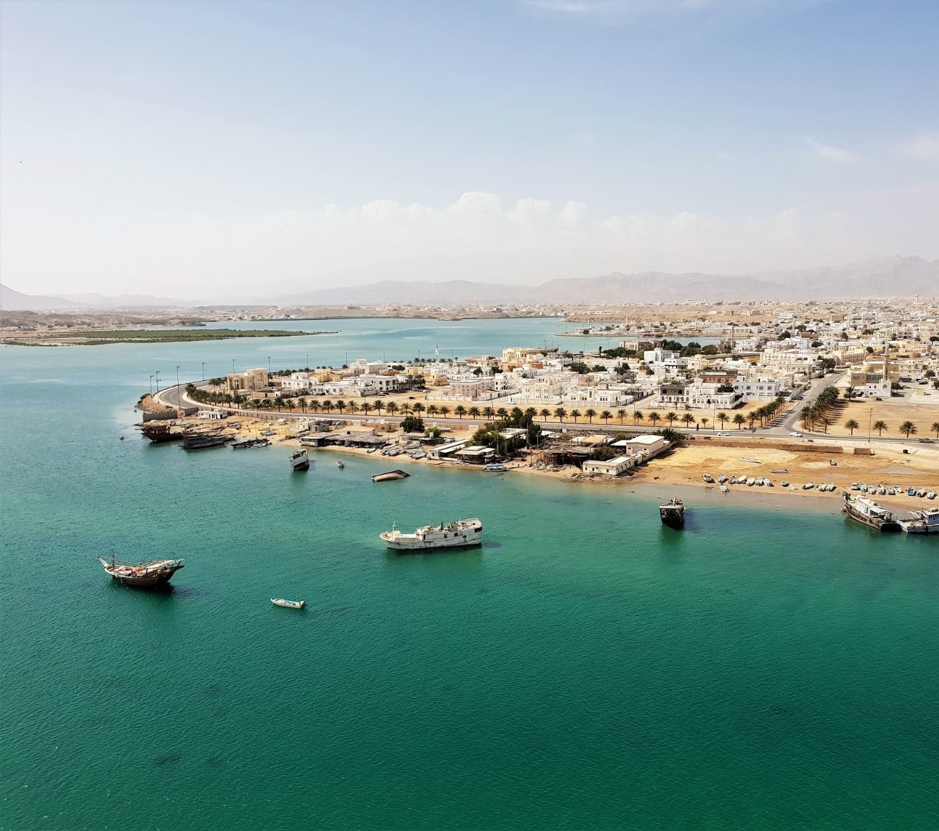 rondreis oman, sur Stad