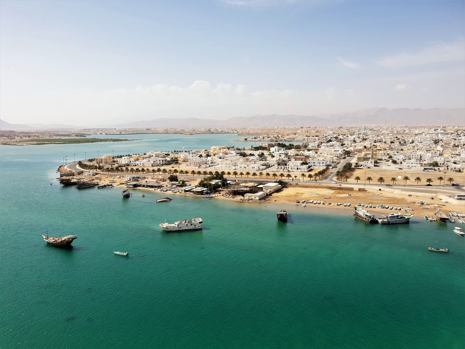 rondreis oman, sur Stad