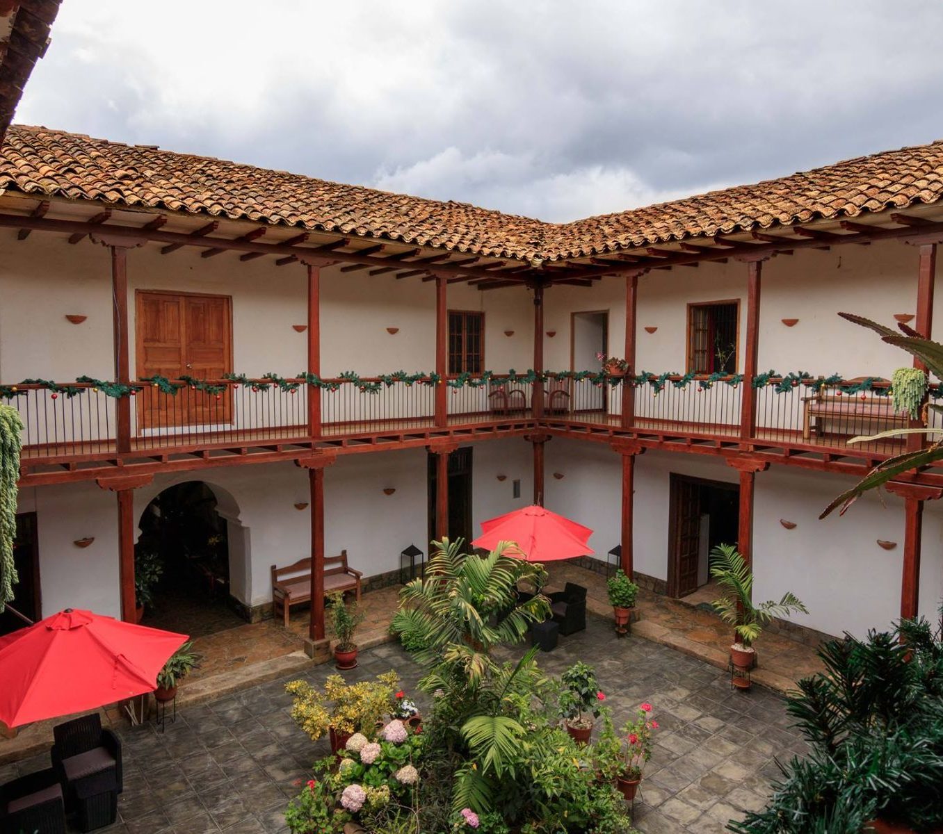 rondreis peru, chachapoyas, la casona monsante - buitenaanzicht