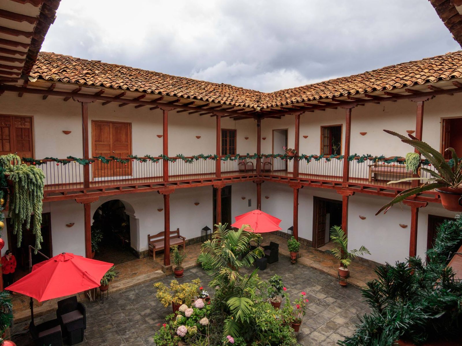 rondreis peru, chachapoyas, la casona monsante - buitenaanzicht