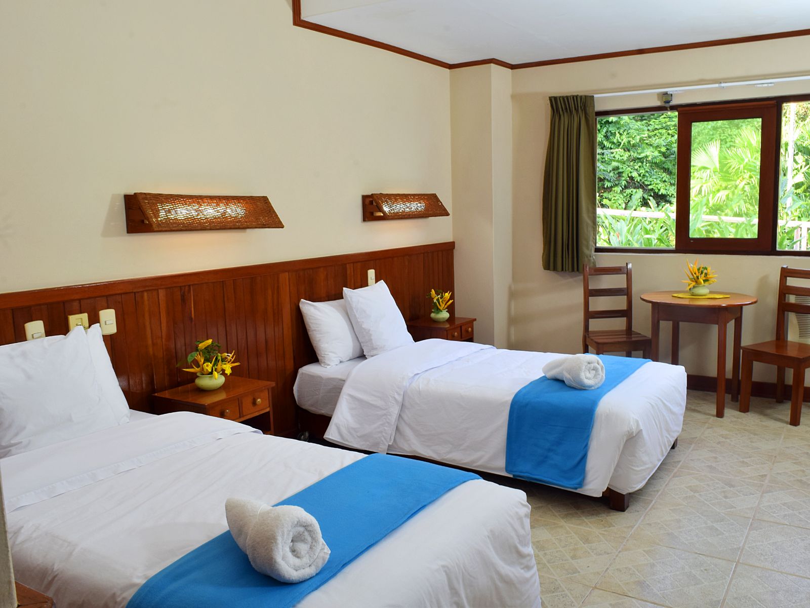 rondreis peru, iquitos, ceiba tops lodge tweepersoonskamer