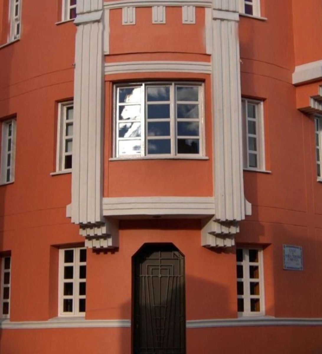Rondreis Colombia, Bogota, Casa Deco, buitenaanzicht