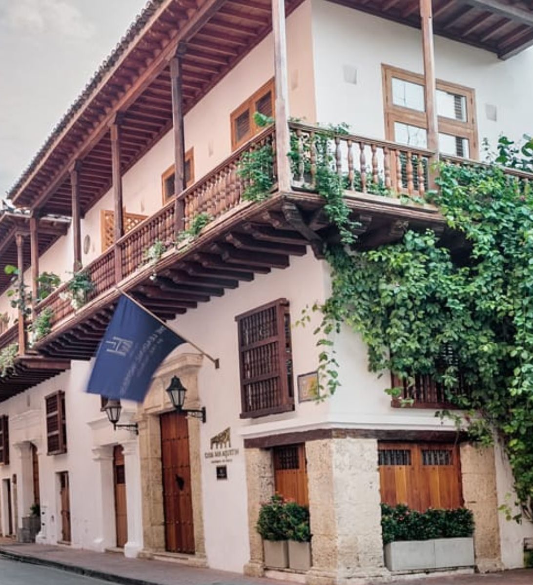 Rondreis Colombia, Cartagena, Casa San Agustin, buitenaanzicht