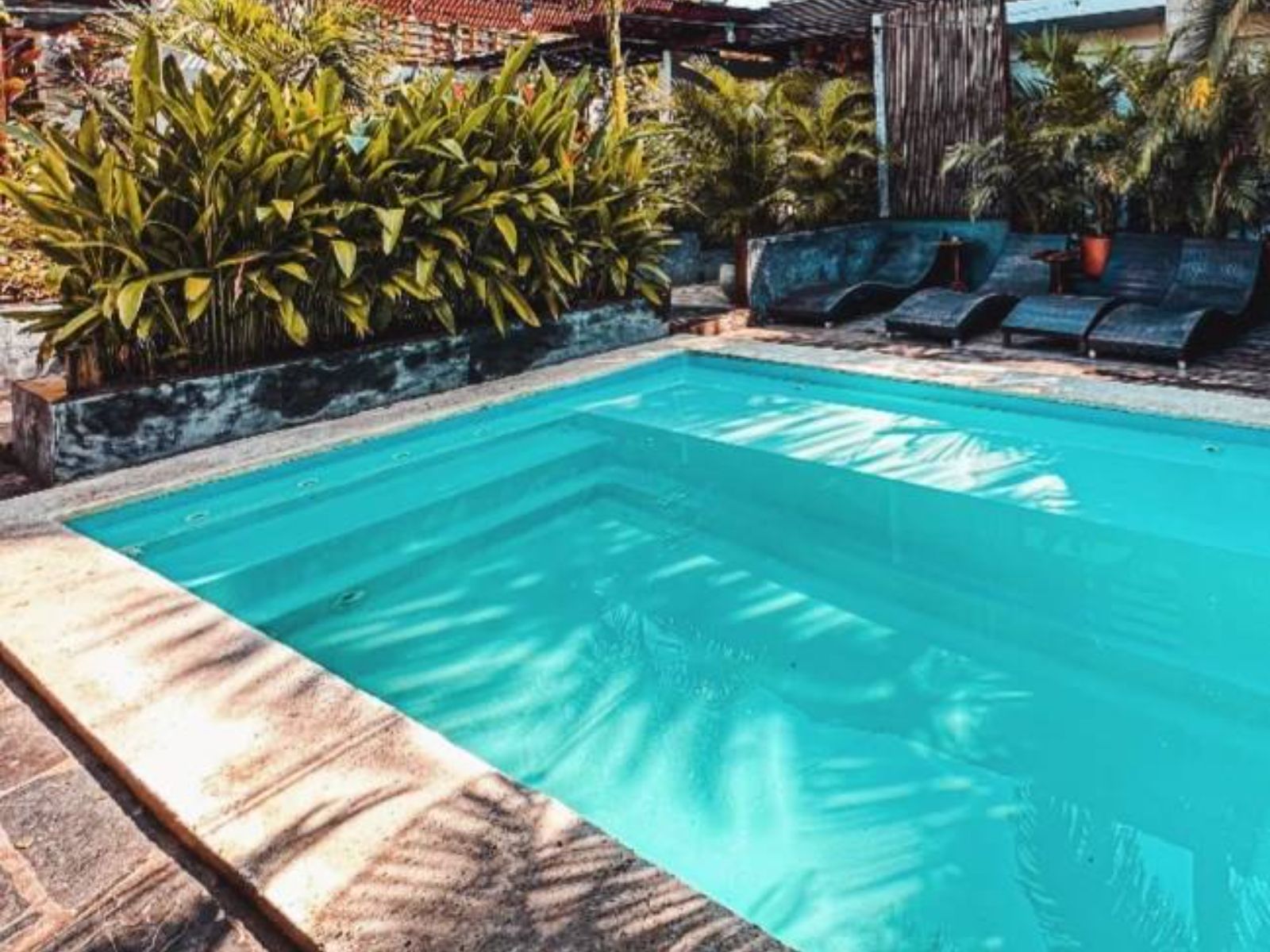 Rondreis Colombia, Palomino, Villa Eden zwembad