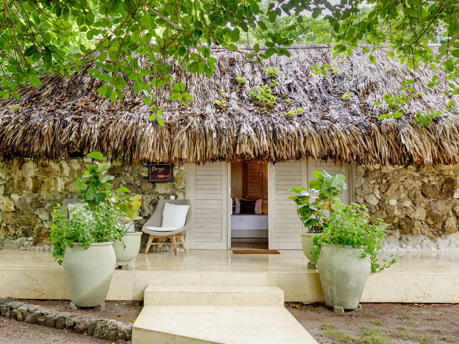 Rondreis Colombia, Rosario Islands, San Pedro de Majaqua - buitenaanzicht superieur accommodatie