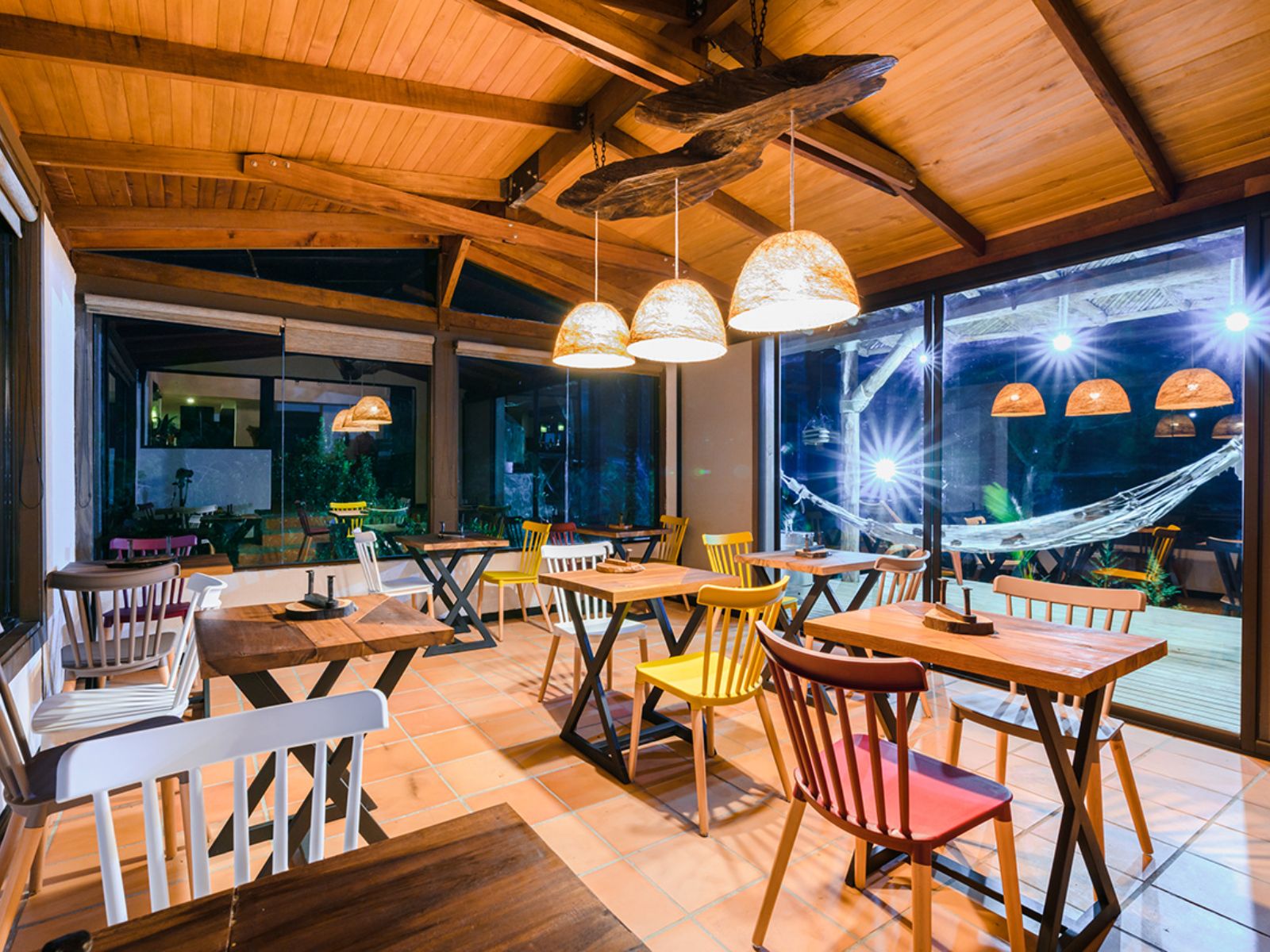 Rondreis Colombia, Salento, Kawa Mountain Retreat eetzaal