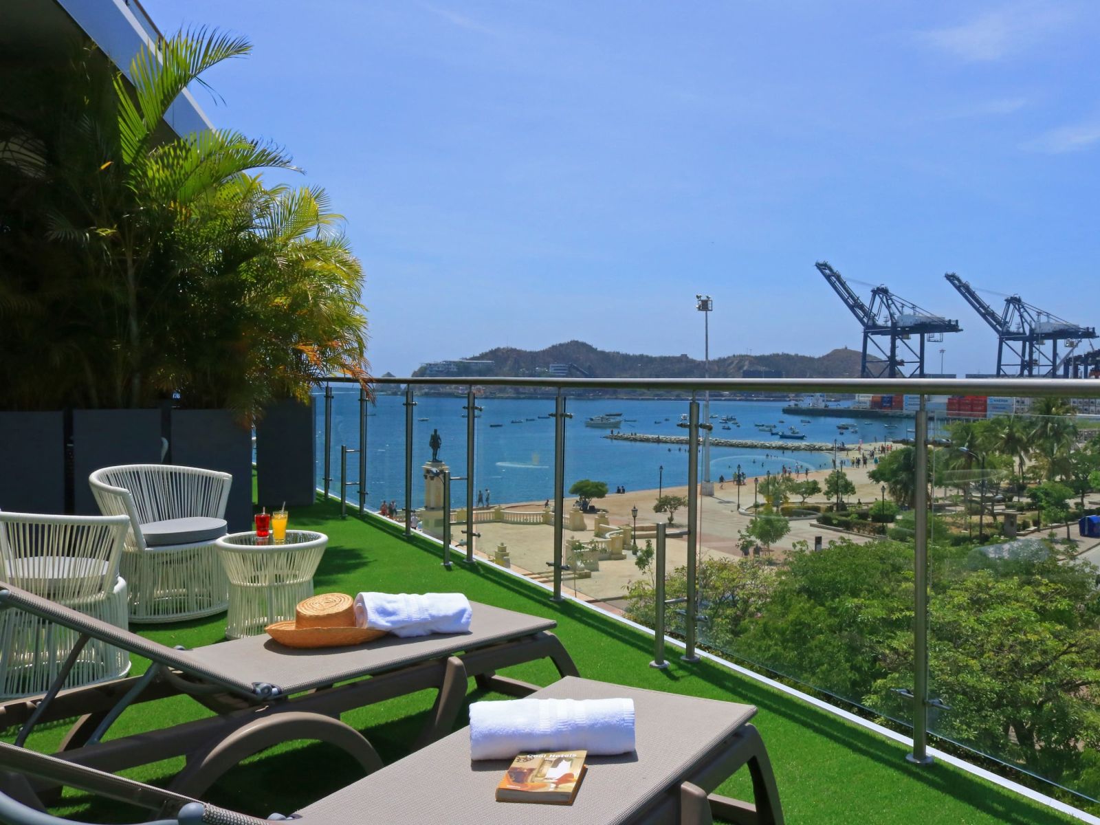 Rondreis Colombia, Santa Marta, Bonita Bay - Balkon