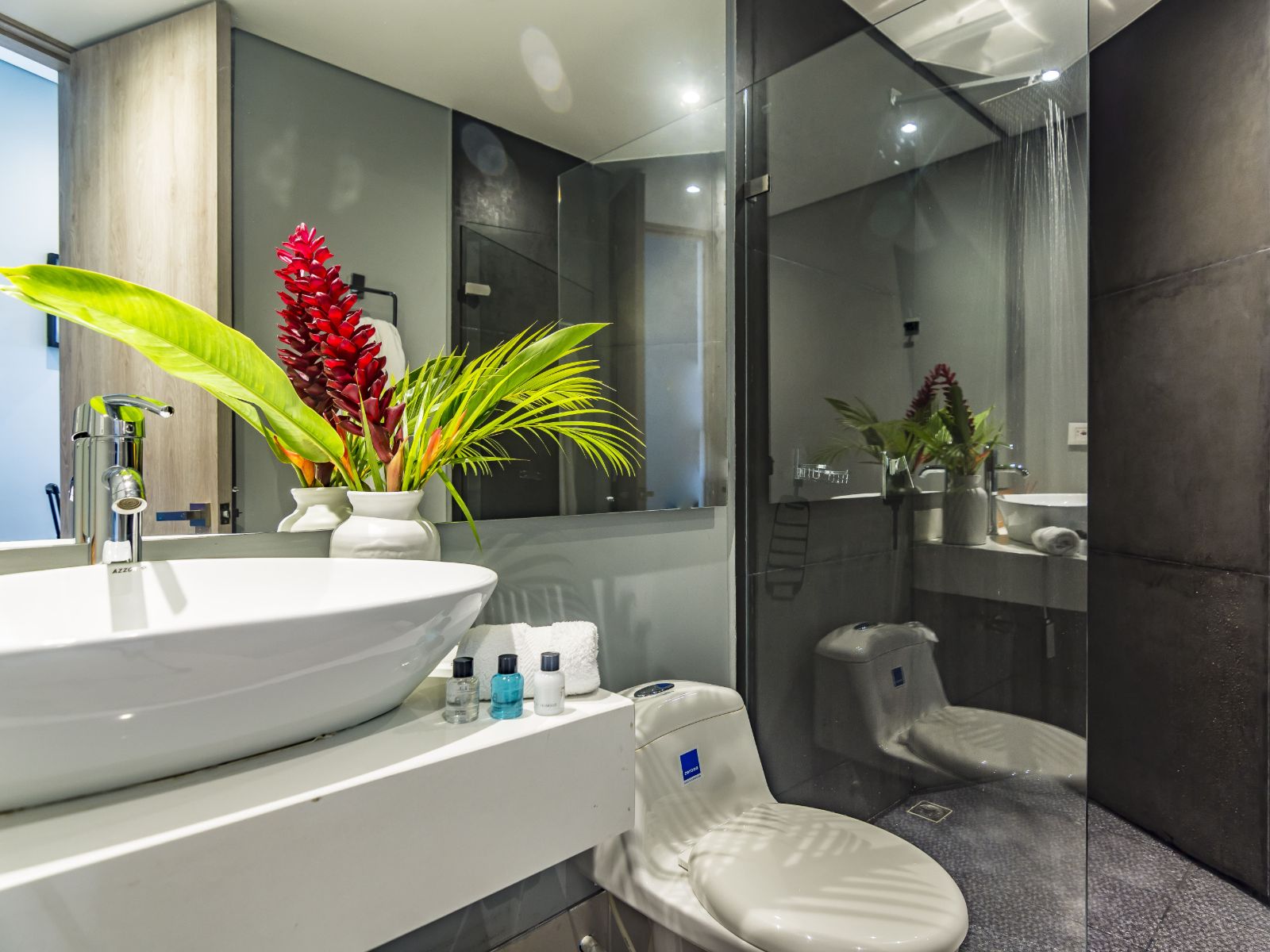 Rondreis Colombia, Santa Marta, Bonita Bay - badkamer