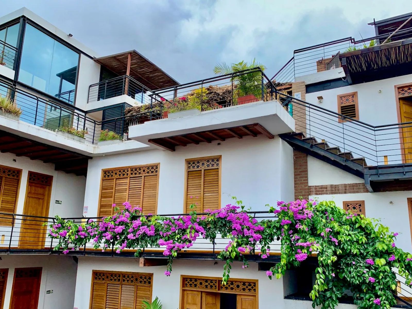 Rondreis Colombia, Santa Marta, Casa Carolina - buitenaanzicht