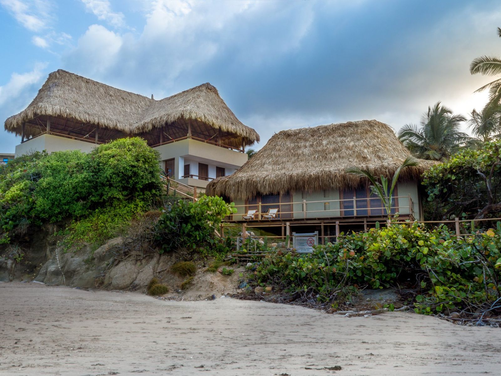 Rondreis Colombia, Tayrona, Casa Los Naranjos - buitenaanzicht