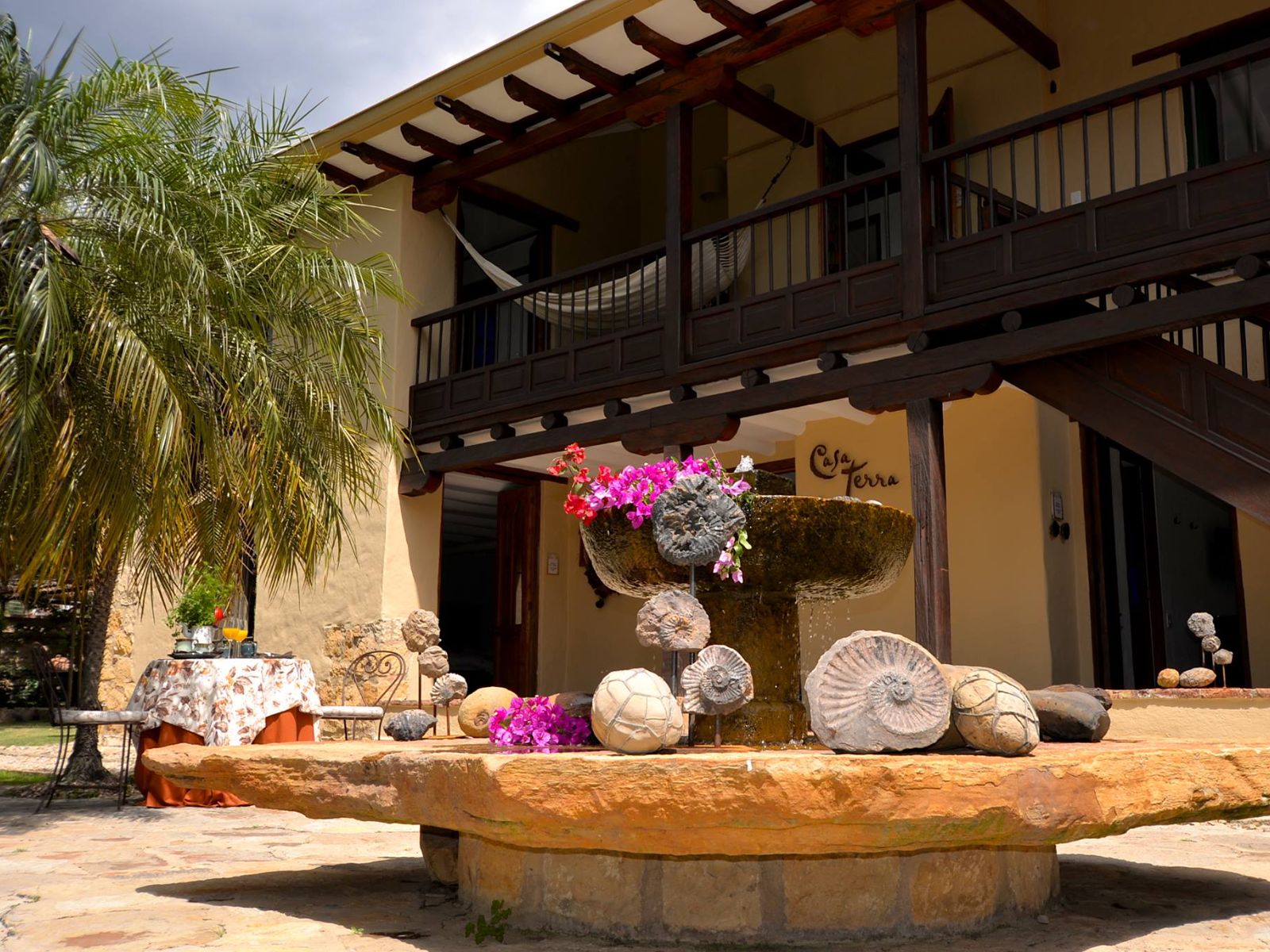 Rondreis Colombia, Villa de Leyva, Casa Terra - fontein