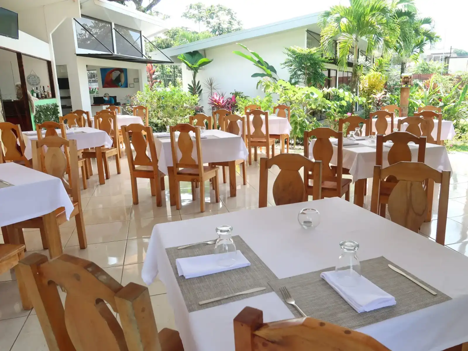 Rondreis Costa Rica, La Fortuna, Hotel Secreto, eetruimte