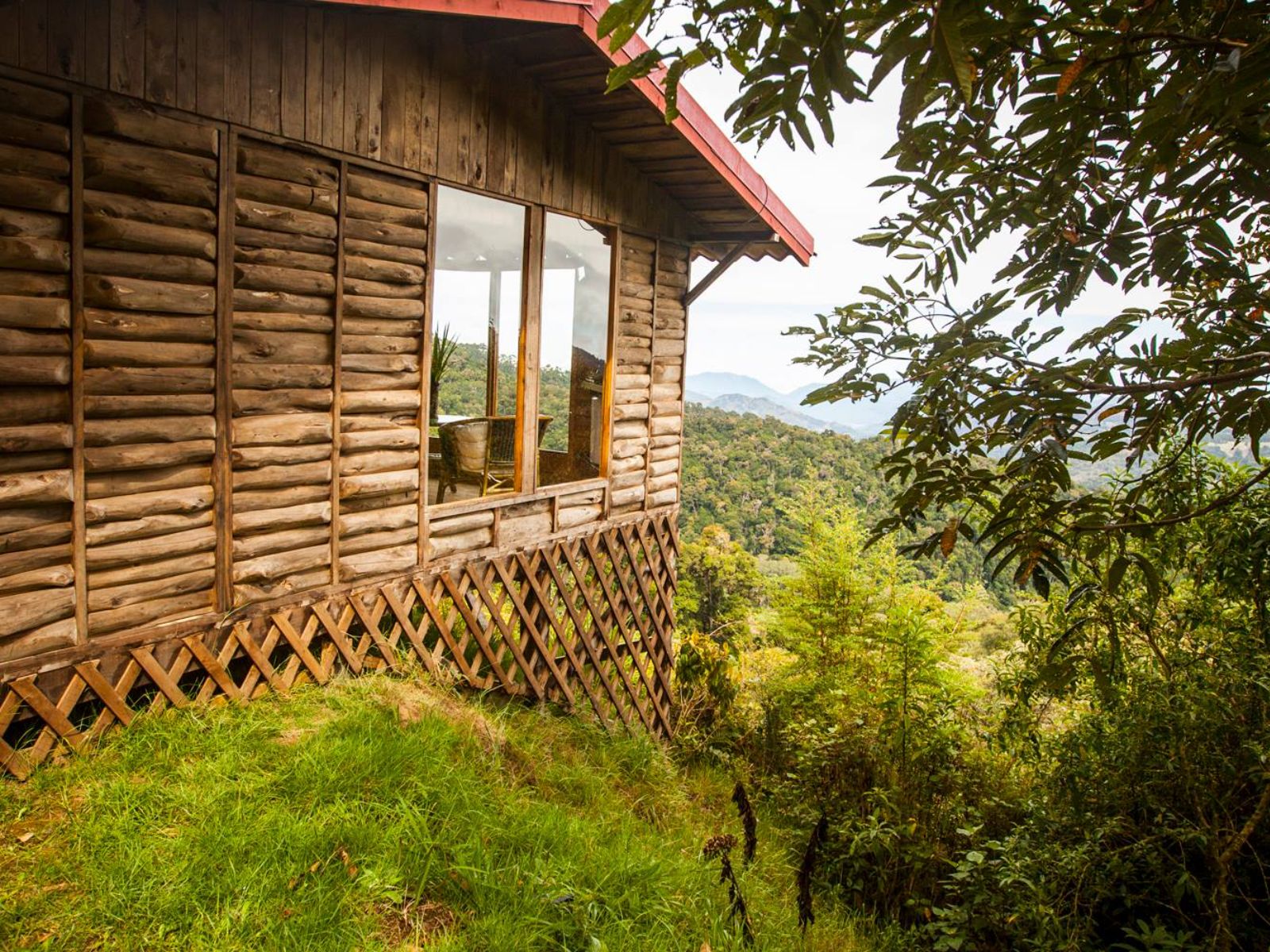Rondreis Costa Rica, San Gerardo de Dota, Paraíso Quetzal Lodge, uitzicht omgeving