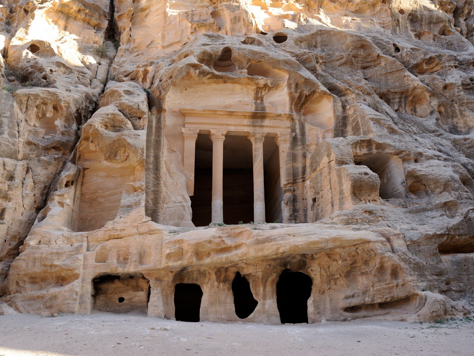 Rondreis Jordanië, Little Petra, tempel