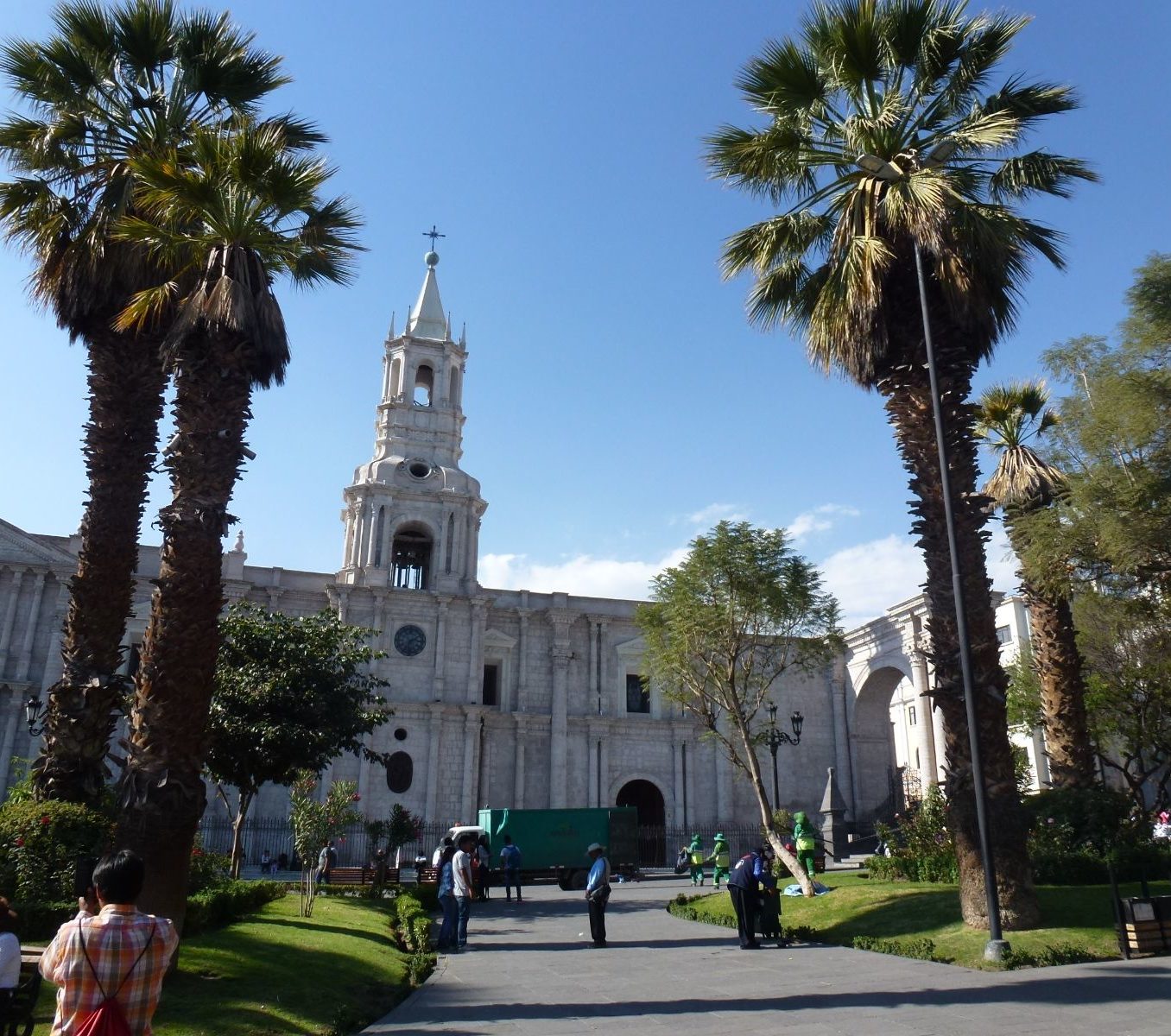 Rondreis Peru, Arequipa, Basilica kathedraal vooraanzicht
