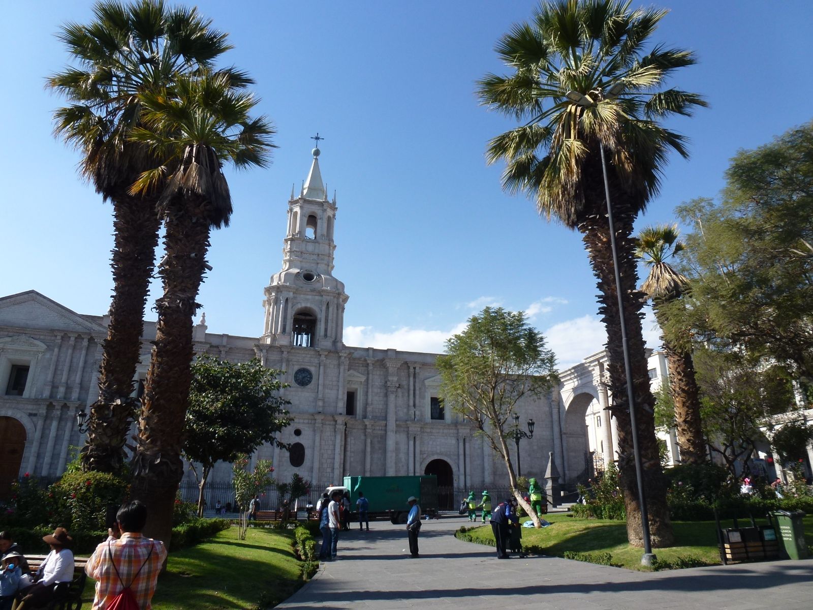 Rondreis Peru, Arequipa, Basilica kathedraal vooraanzicht