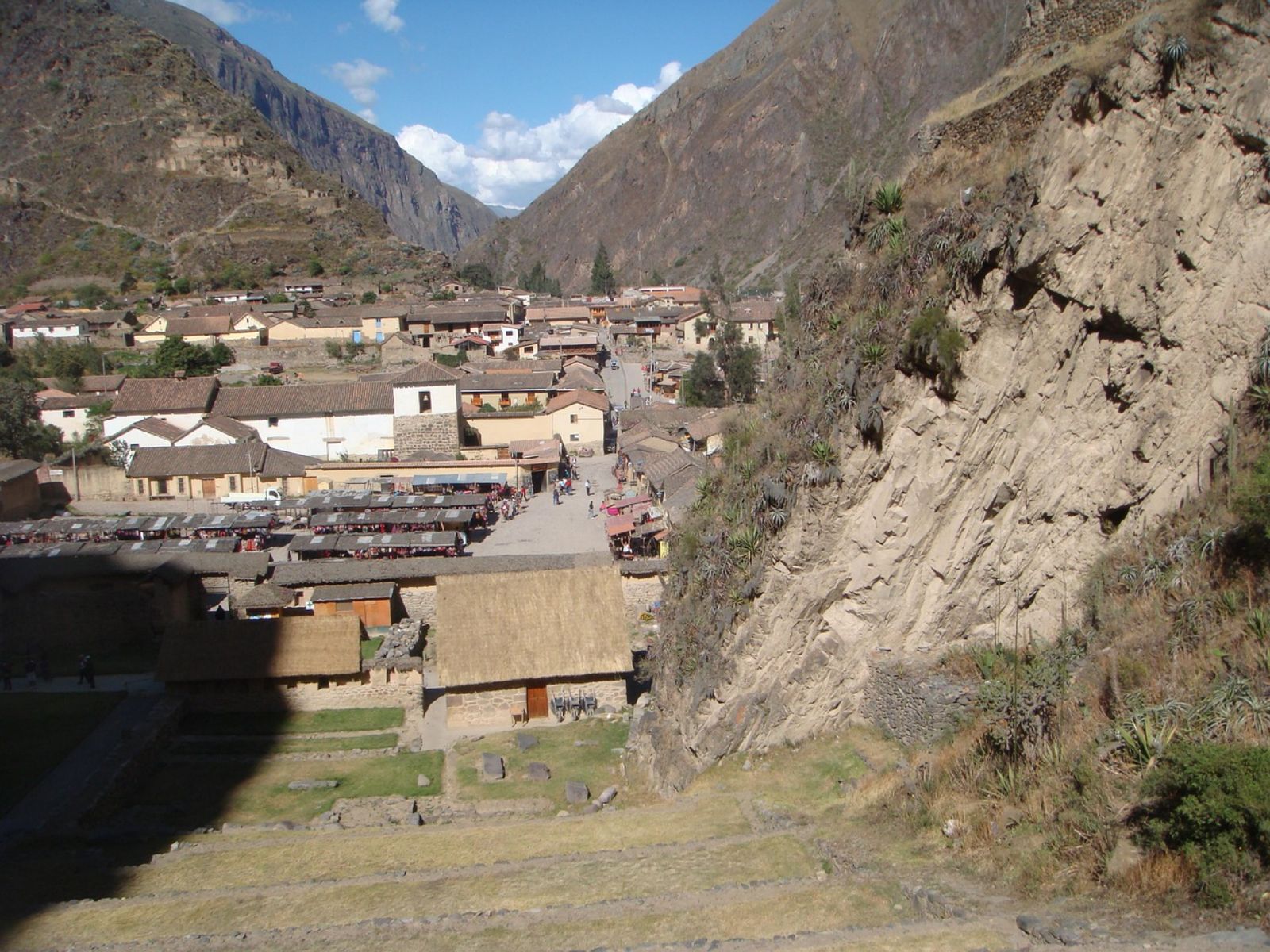 Rondreis Peru, Heilige Vallei (Ollantaytambo en Urubamba) Ollantaytambo dorp