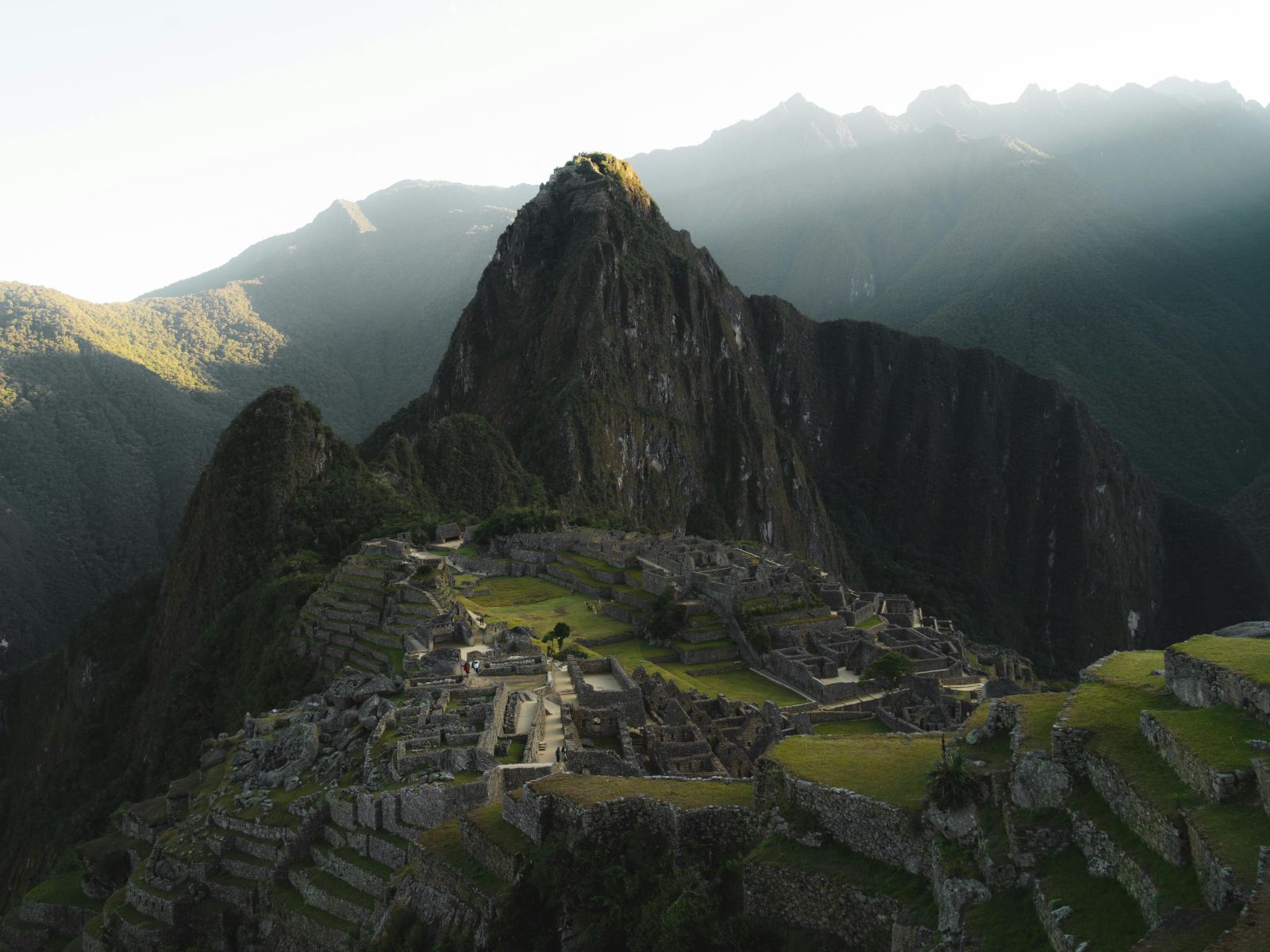 Rondreis Peru, inca trail, ruines in de bergen