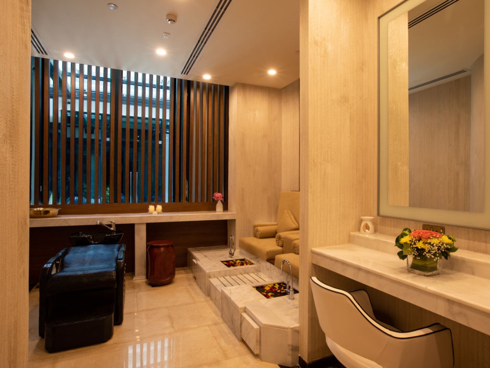 Rondreis Oman, Milenium Resort Salalah badkamer