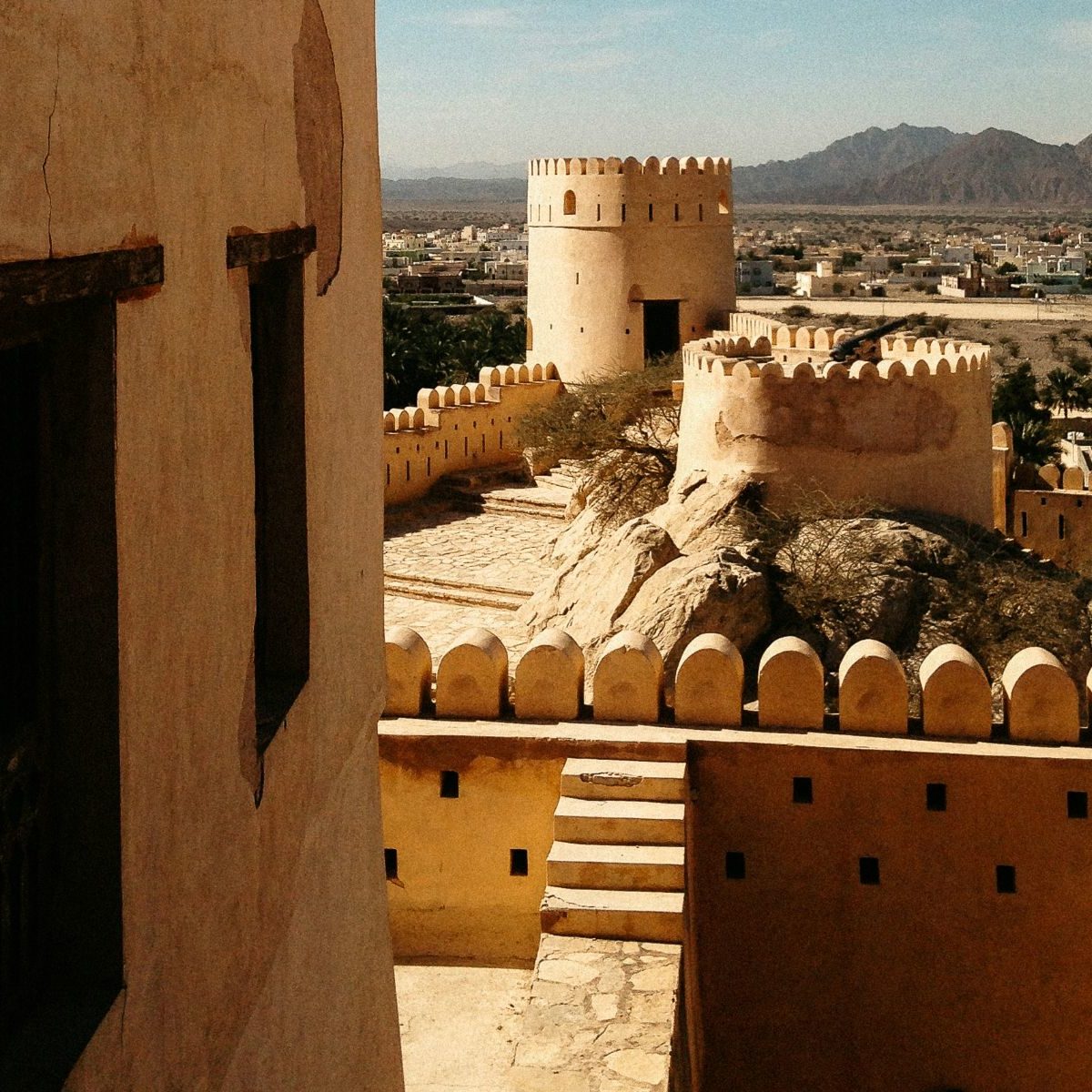 rondreis oman, nakhal Fortmuren