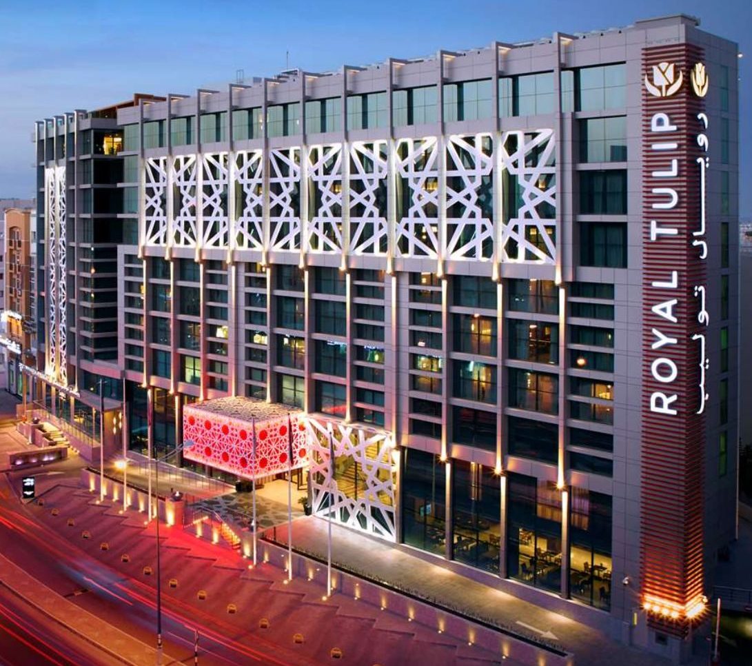 royal-tulip-hotel-11-aspect-ratio-382-420-aspect-ratio-565-500