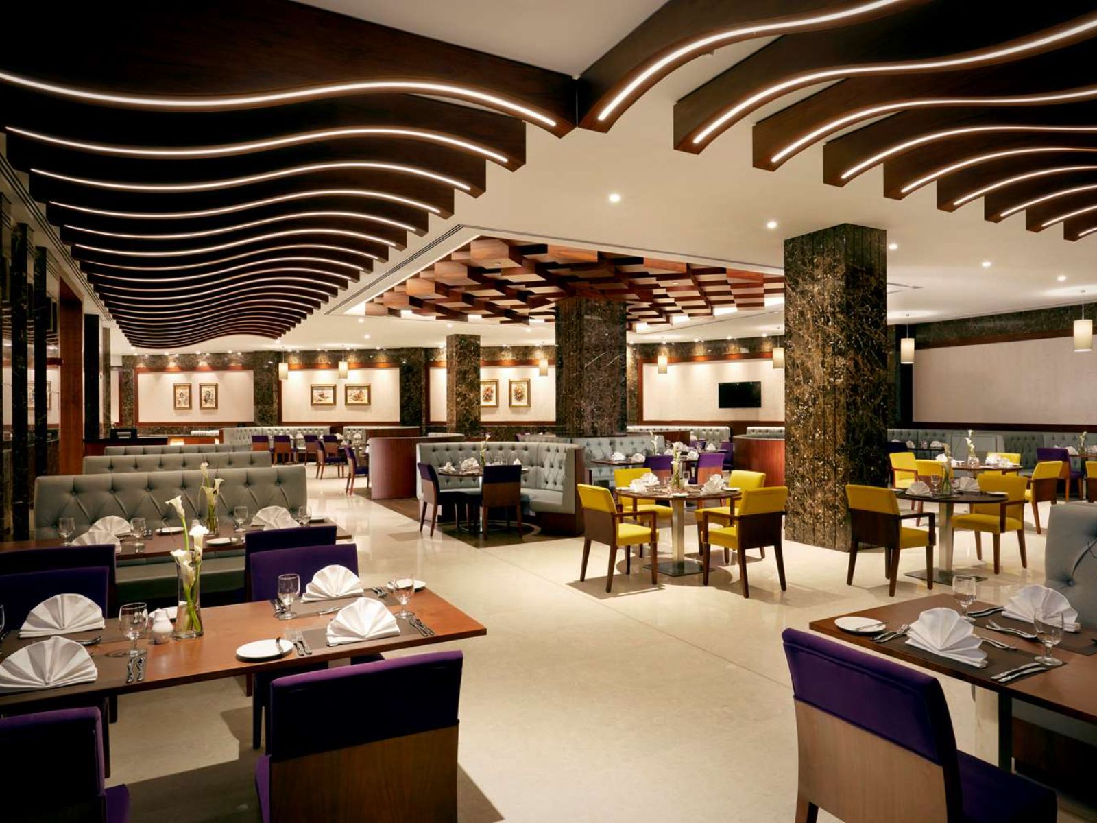 Rondreis Oman, Royal Tulip Hotel, Muscat restaurant