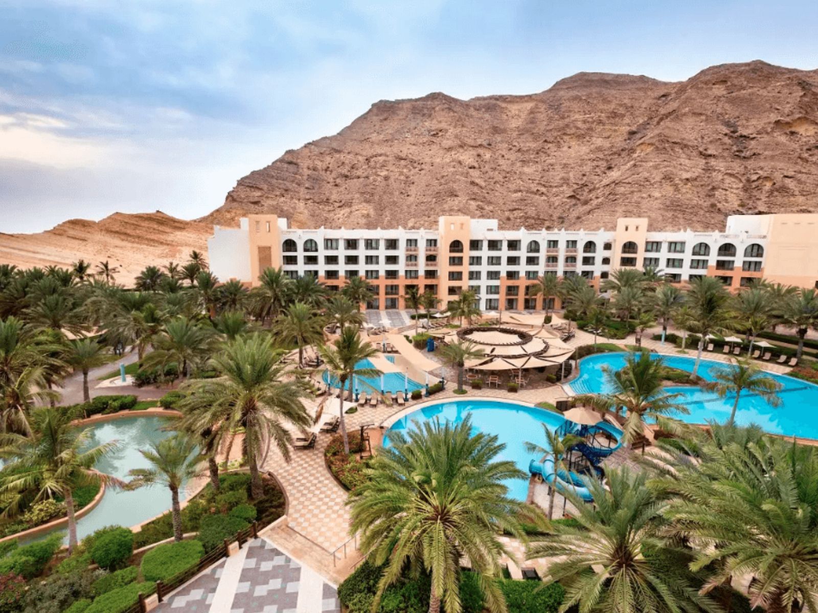 Rondreis Oman, Muscat, shangri-la al bandar, buitenaanzicht