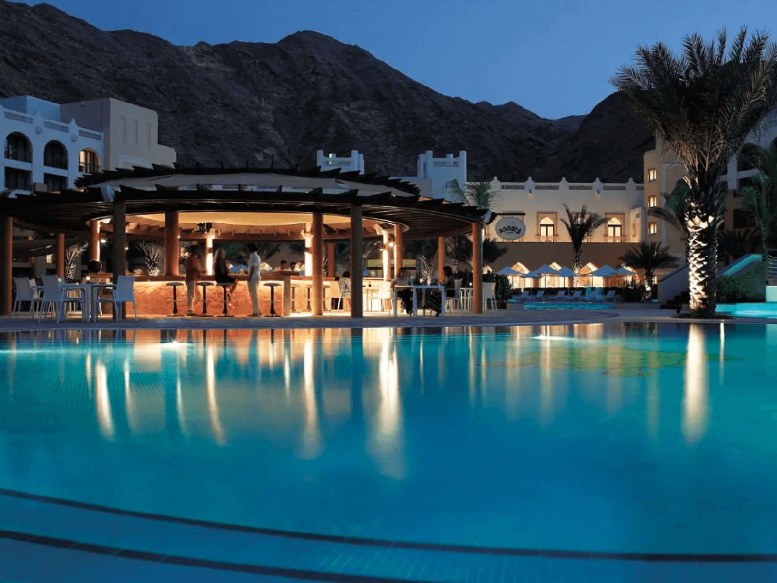 Rondreis Oman, Muscat, shangri-la al bandar, zwembad