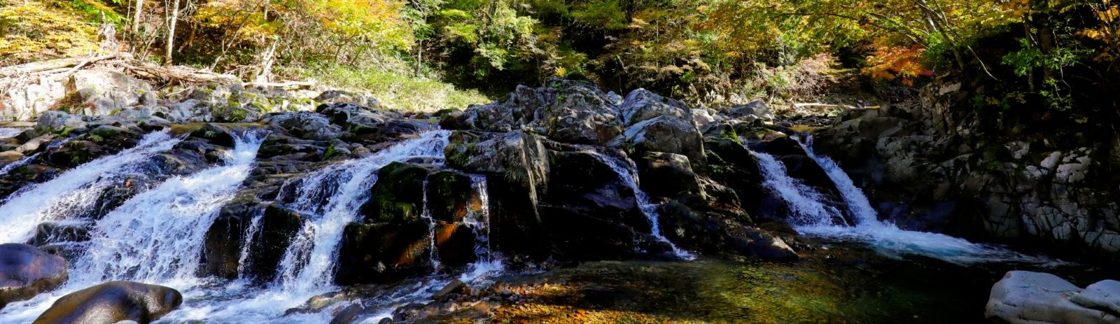 Rondreis Japan, Takayama Waterval, banner