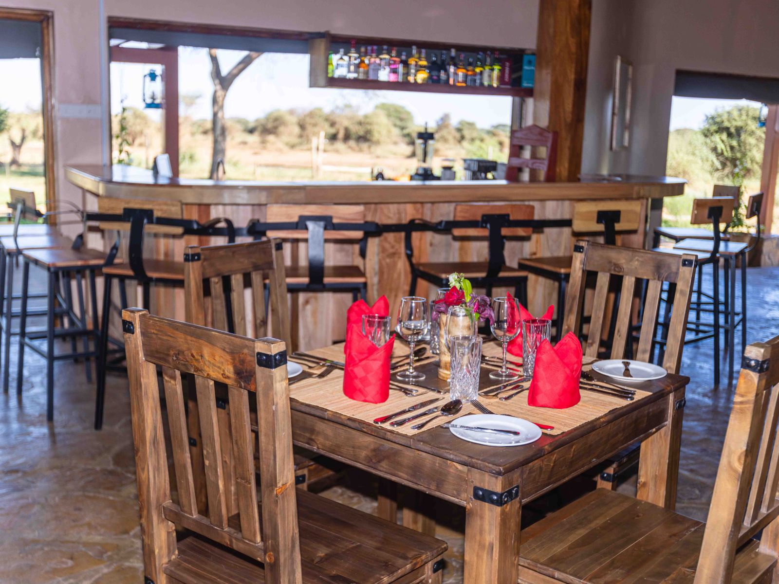 Rondreis Kenia, Amboselli National Park, restaurant en bar